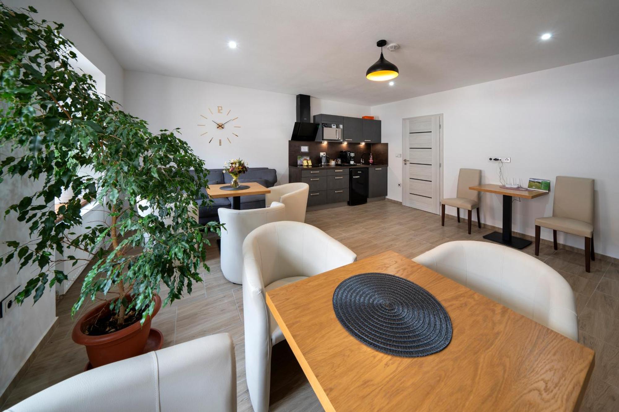 Apartmány Pod Náměstím 2 Telč Exterior foto